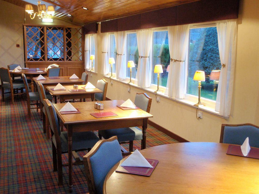 The Stronlossit Inn Fort William Exterior foto